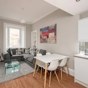 Silver Lining - Luxury Near Holyrood Palace Apartment Edinburgh