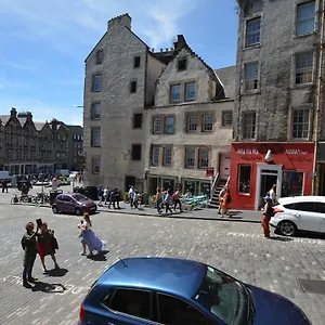 The West Bow, Old Town Apartment Edinburgh